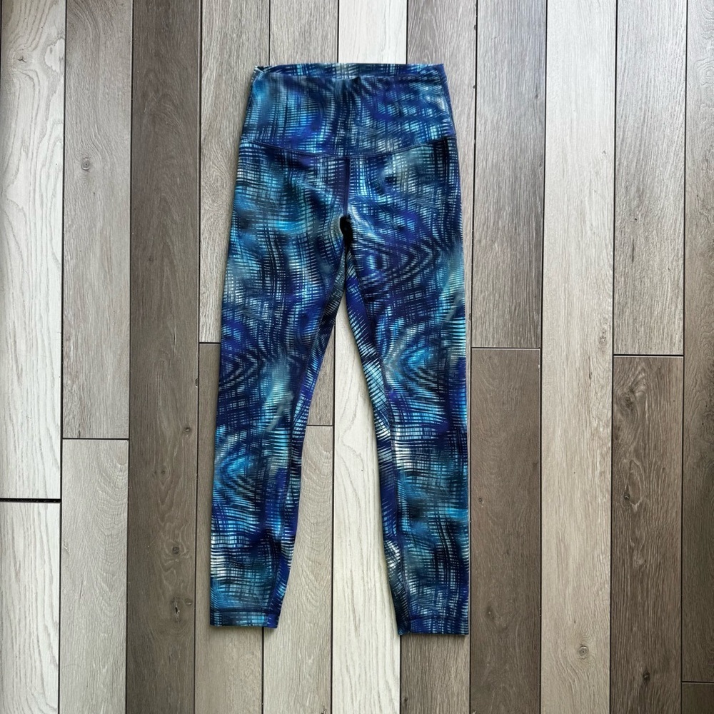 Lululemon Invigorate HR Tight 25” | Size: 6 | Excellent Condition